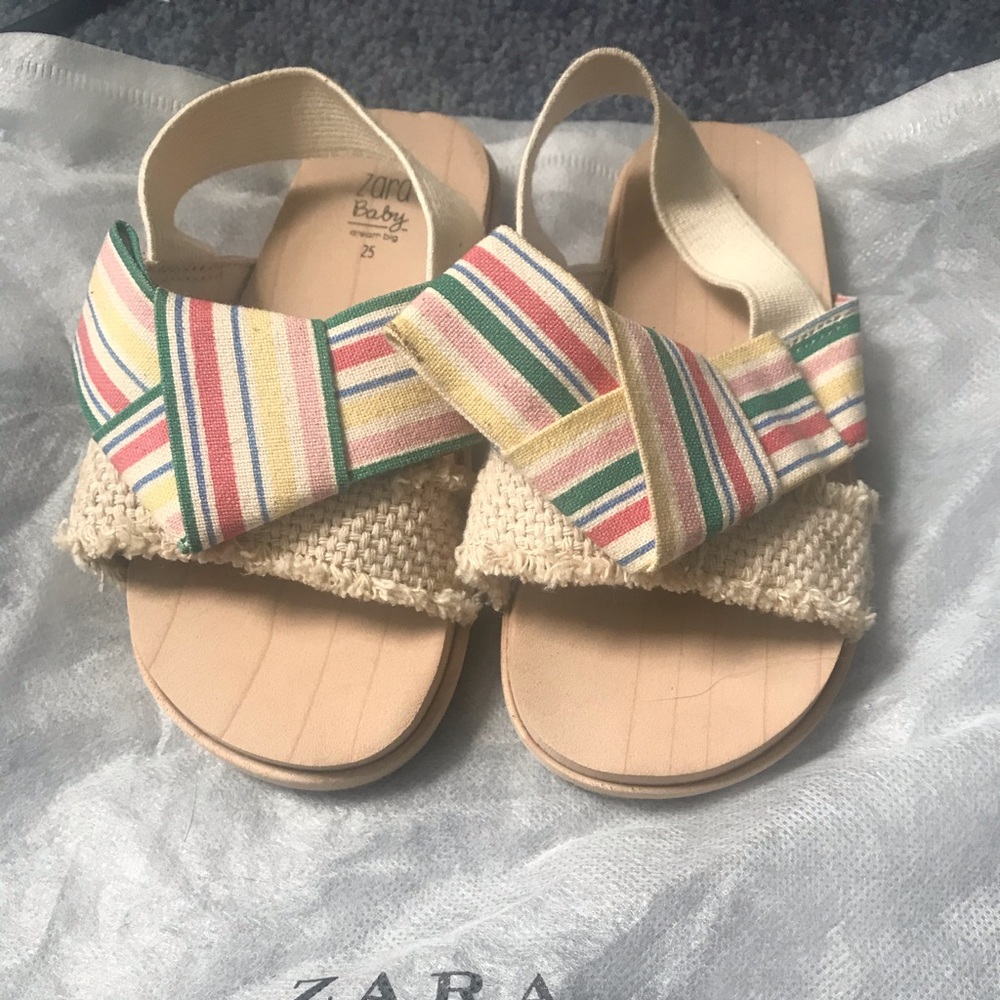 Multi-color rainbow stripe sandal size 26 (US 9)